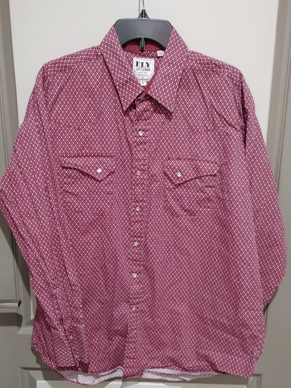ELY Cattleman Men's Western Shirt – Red & Blue Geometric Pattern